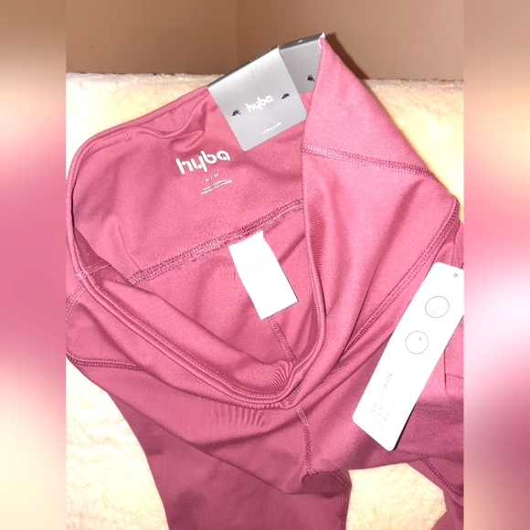 Hyba yoga pants - Picture 3 of 3